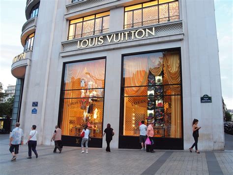 lv prices in paris|louis vuitton paris shop.